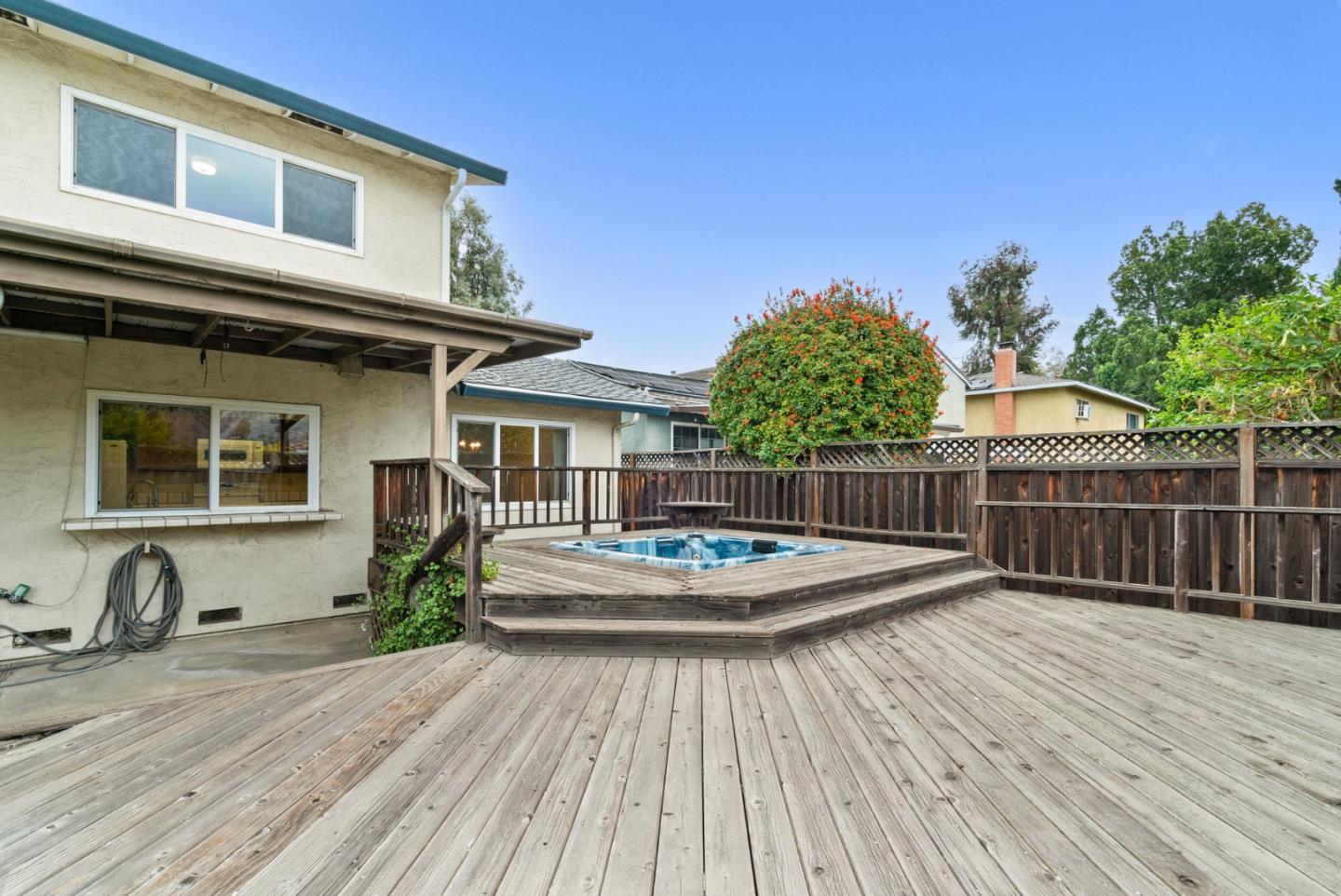 Detail Gallery Image 29 of 34 For 230 Castillon Way, San Jose,  CA 95119 - 5 Beds | 3 Baths