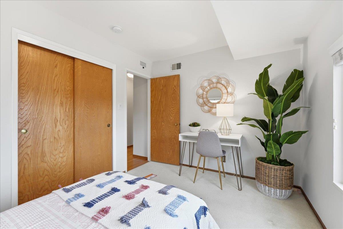 Detail Gallery Image 17 of 26 For 4694 Strawberry Park Dr, San Jose,  CA 95129 - 3 Beds | 2 Baths