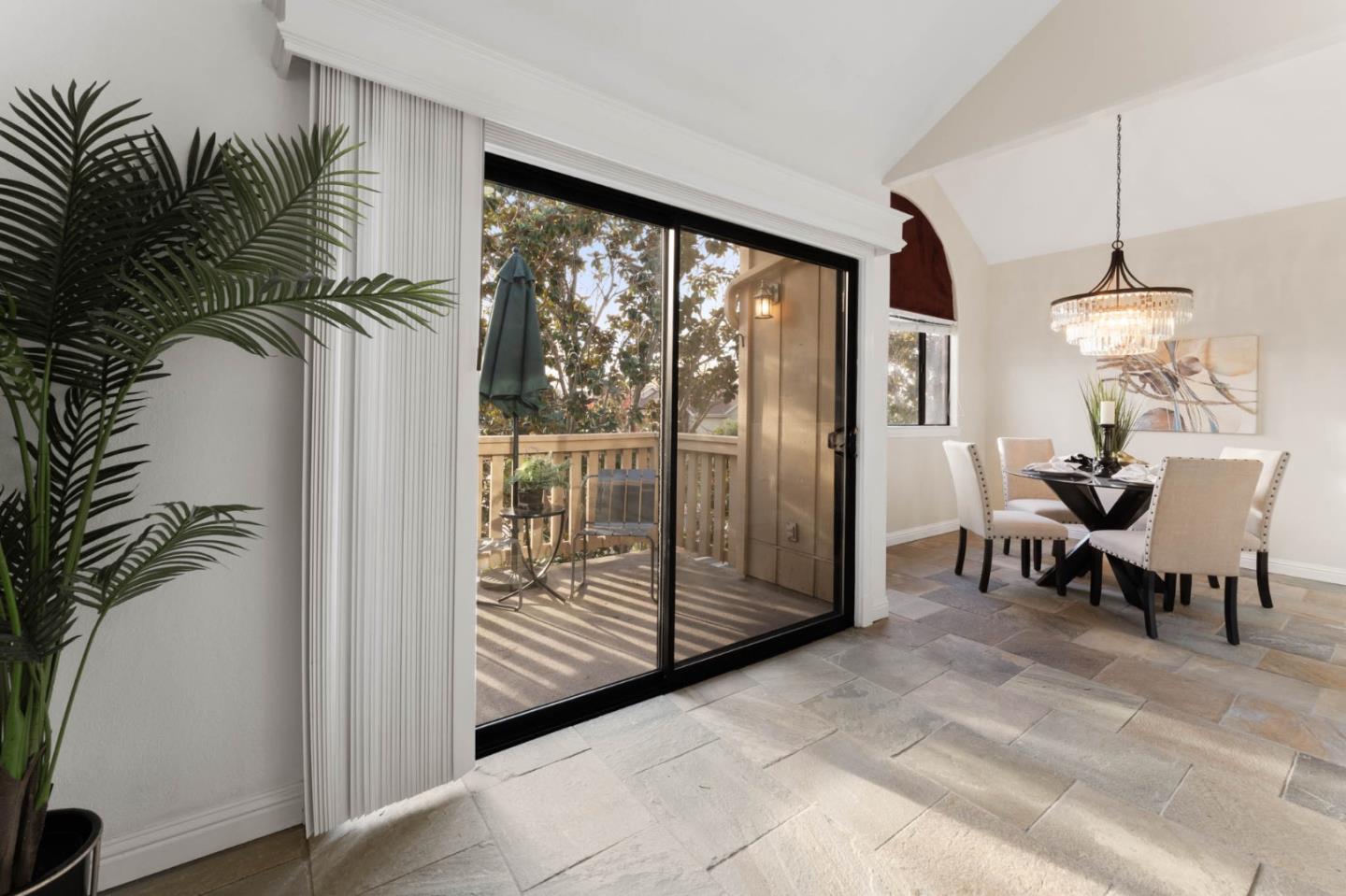 Detail Gallery Image 4 of 55 For 2208 Brega Ln, Morgan Hill,  CA 95037 - 2 Beds | 2 Baths