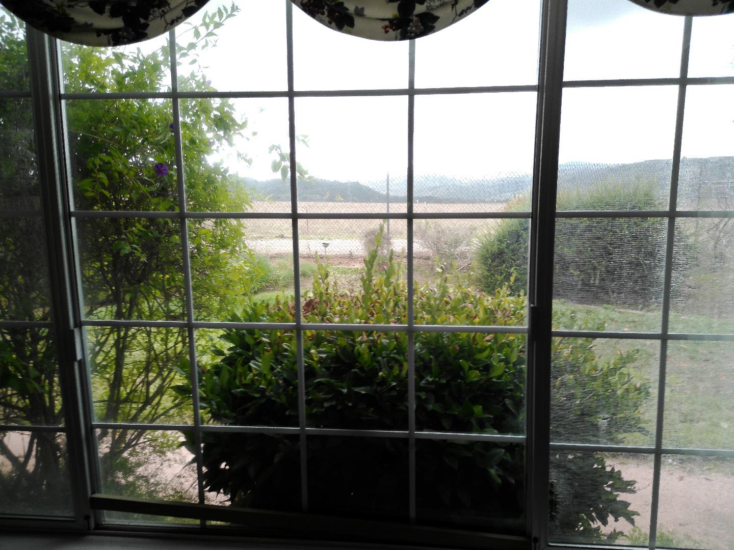 Detail Gallery Image 21 of 25 For 1388 Sonnys Way, Hollister,  CA 95023 - 3 Beds | 3/1 Baths