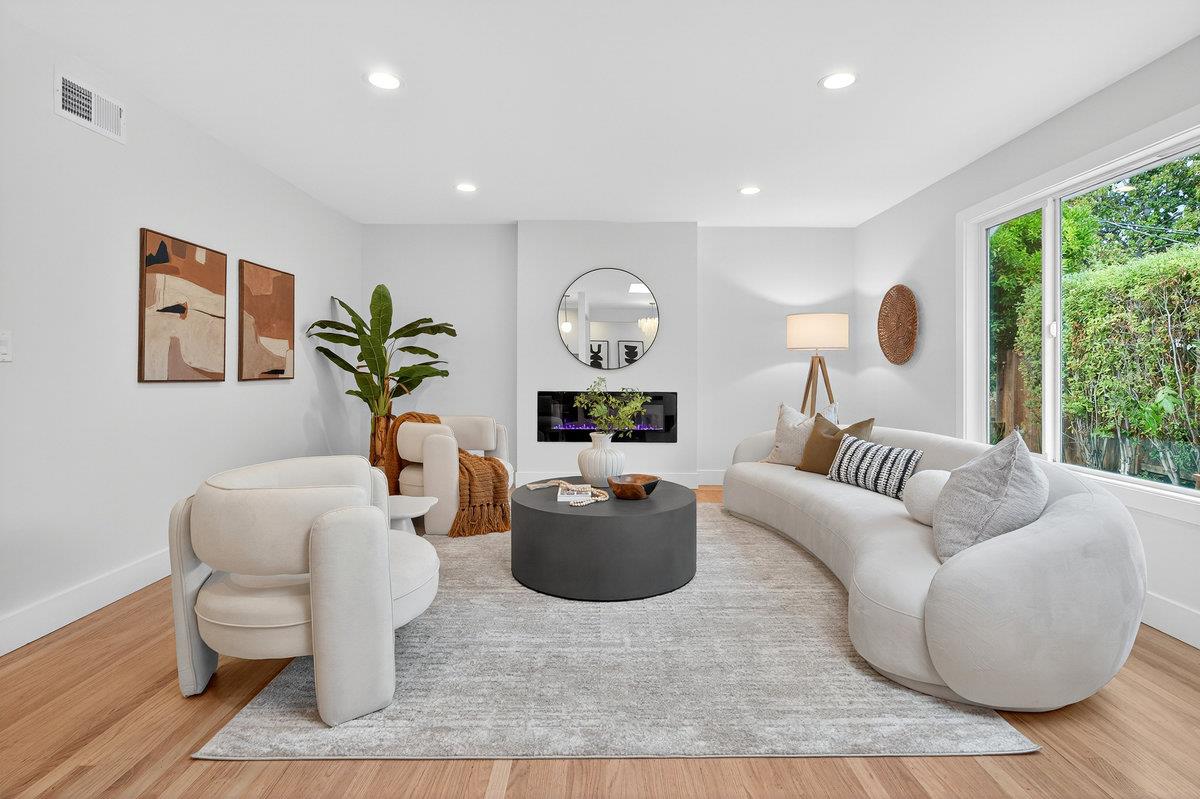 Detail Gallery Image 21 of 50 For 430 Gilbert Ave, Menlo Park,  CA 94025 - 4 Beds | 3 Baths