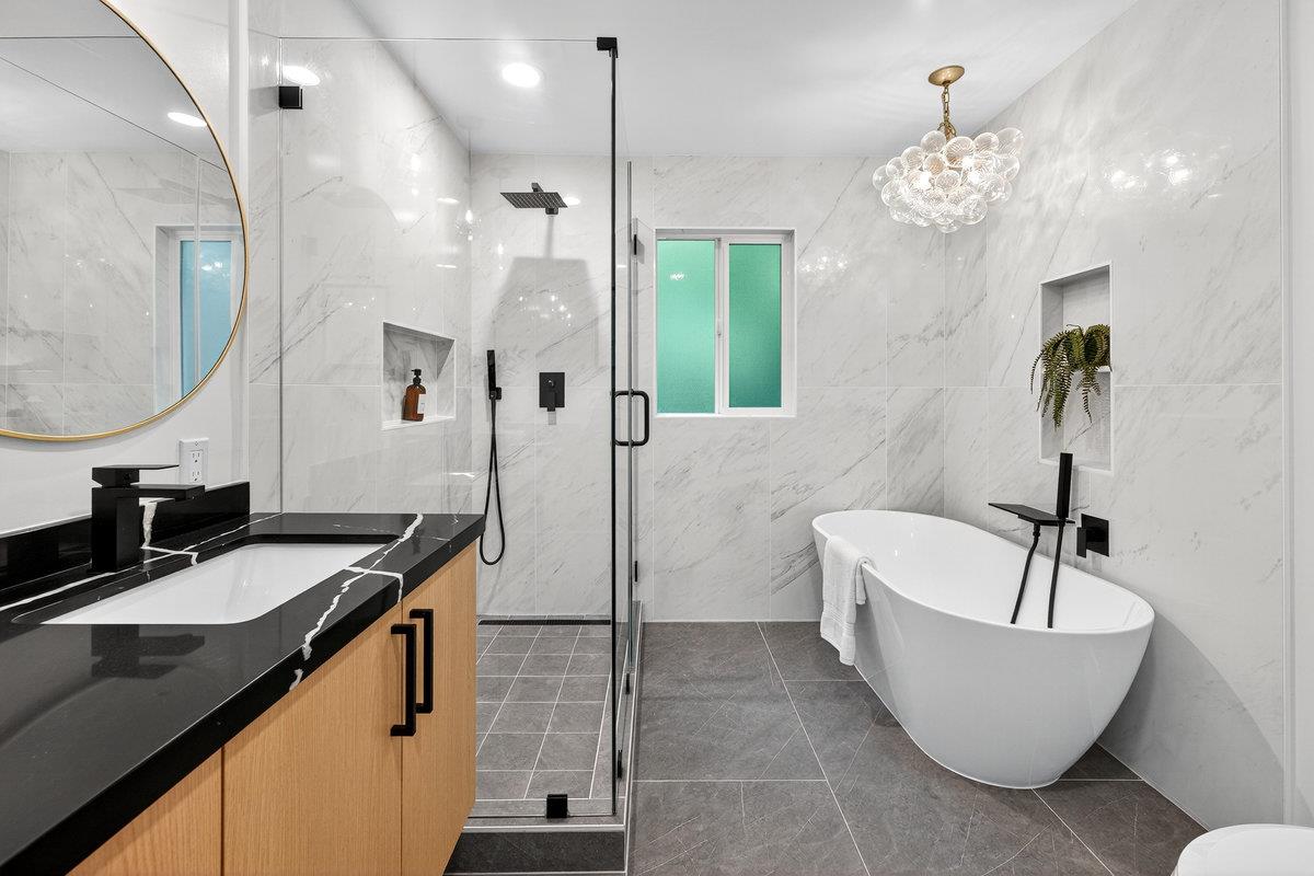 Detail Gallery Image 28 of 50 For 430 Gilbert Ave, Menlo Park,  CA 94025 - 4 Beds | 3 Baths