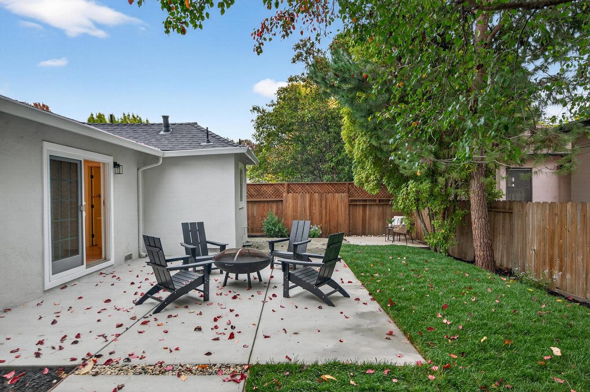 Detail Gallery Image 47 of 50 For 430 Gilbert Ave, Menlo Park,  CA 94025 - 4 Beds | 3 Baths