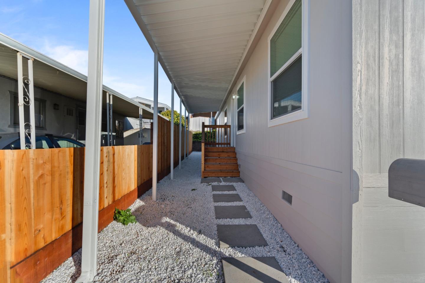 Detail Gallery Image 6 of 25 For 144 Holm Rd #120,  Watsonville,  CA 95076 - 3 Beds | 2 Baths