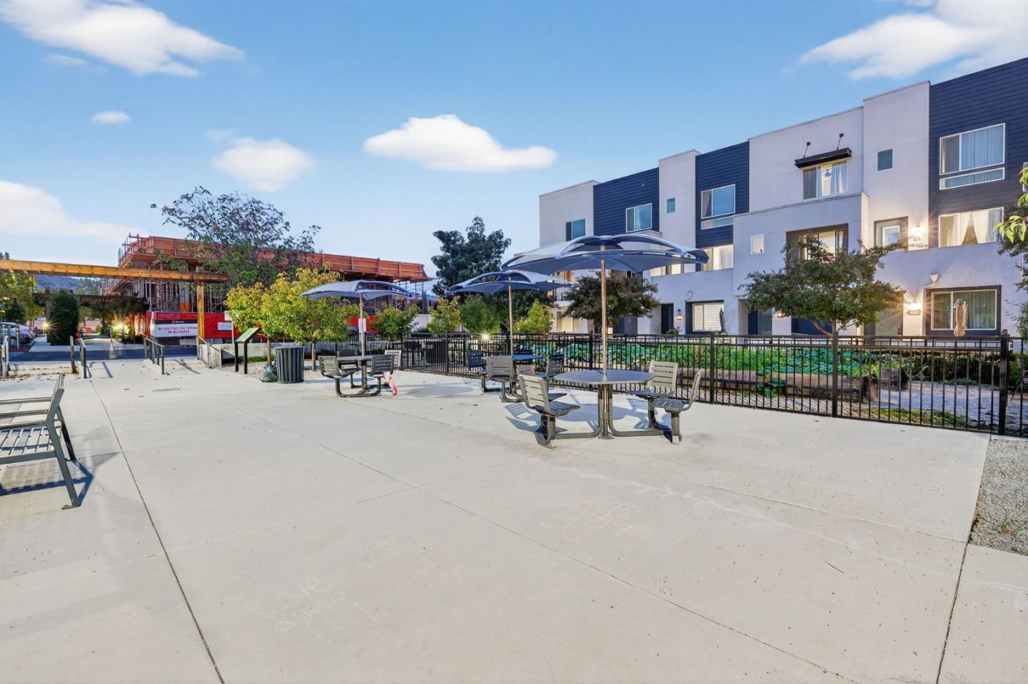 Detail Gallery Image 32 of 34 For 2580 Gimelli Way, San Jose,  CA 95133 - 3 Beds | 3 Baths