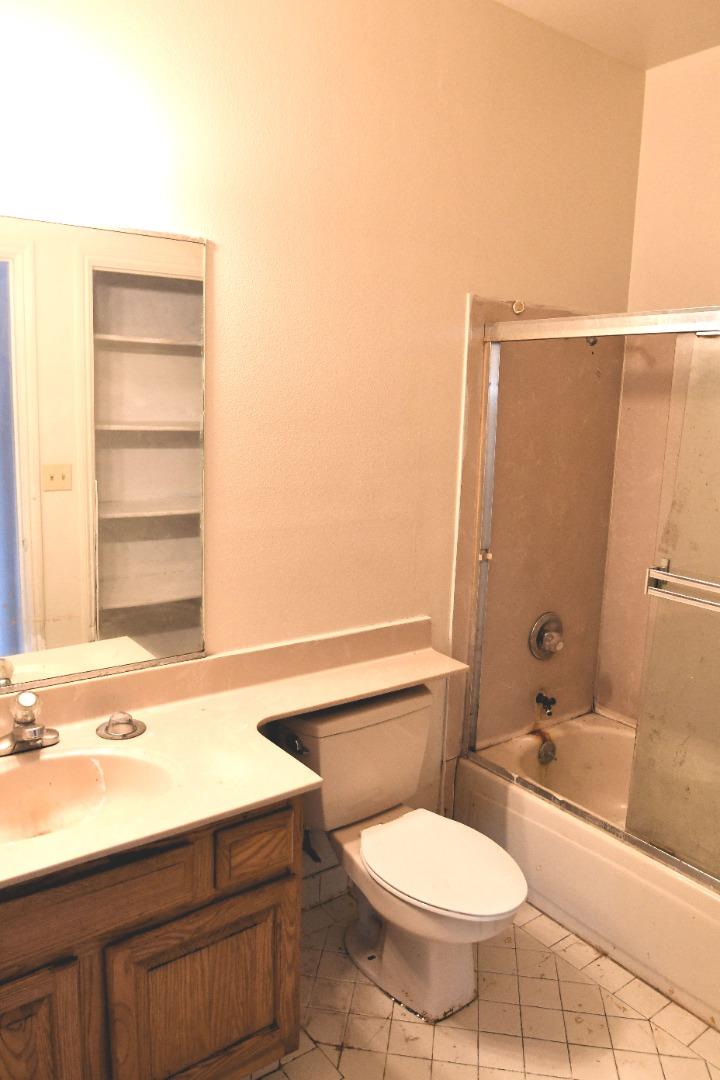 Detail Gallery Image 13 of 22 For 773 Gates St, San Francisco,  CA 94110 - 5 Beds | 3 Baths