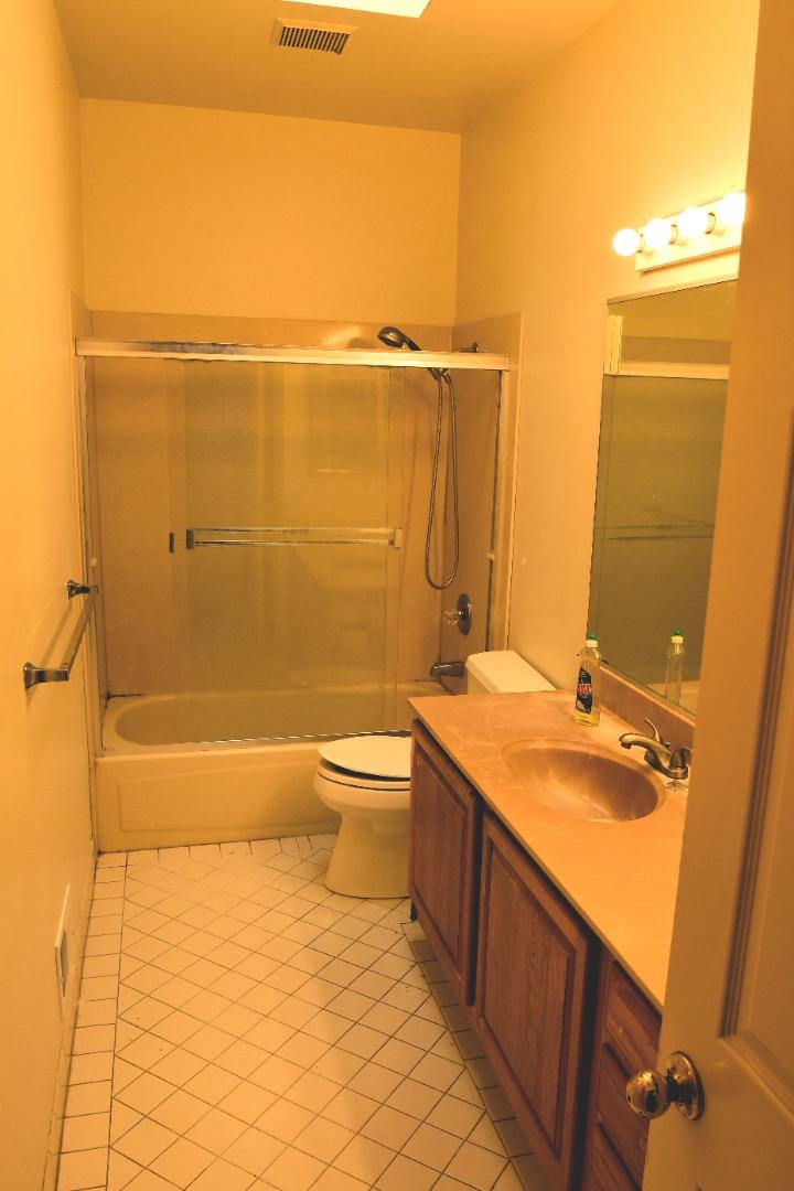 Detail Gallery Image 14 of 22 For 773 Gates St, San Francisco,  CA 94110 - 5 Beds | 3 Baths