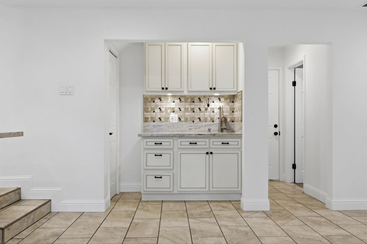 Detail Gallery Image 12 of 37 For 222 Belden Dr, San Jose,  CA 95123 - 4 Beds | 4 Baths