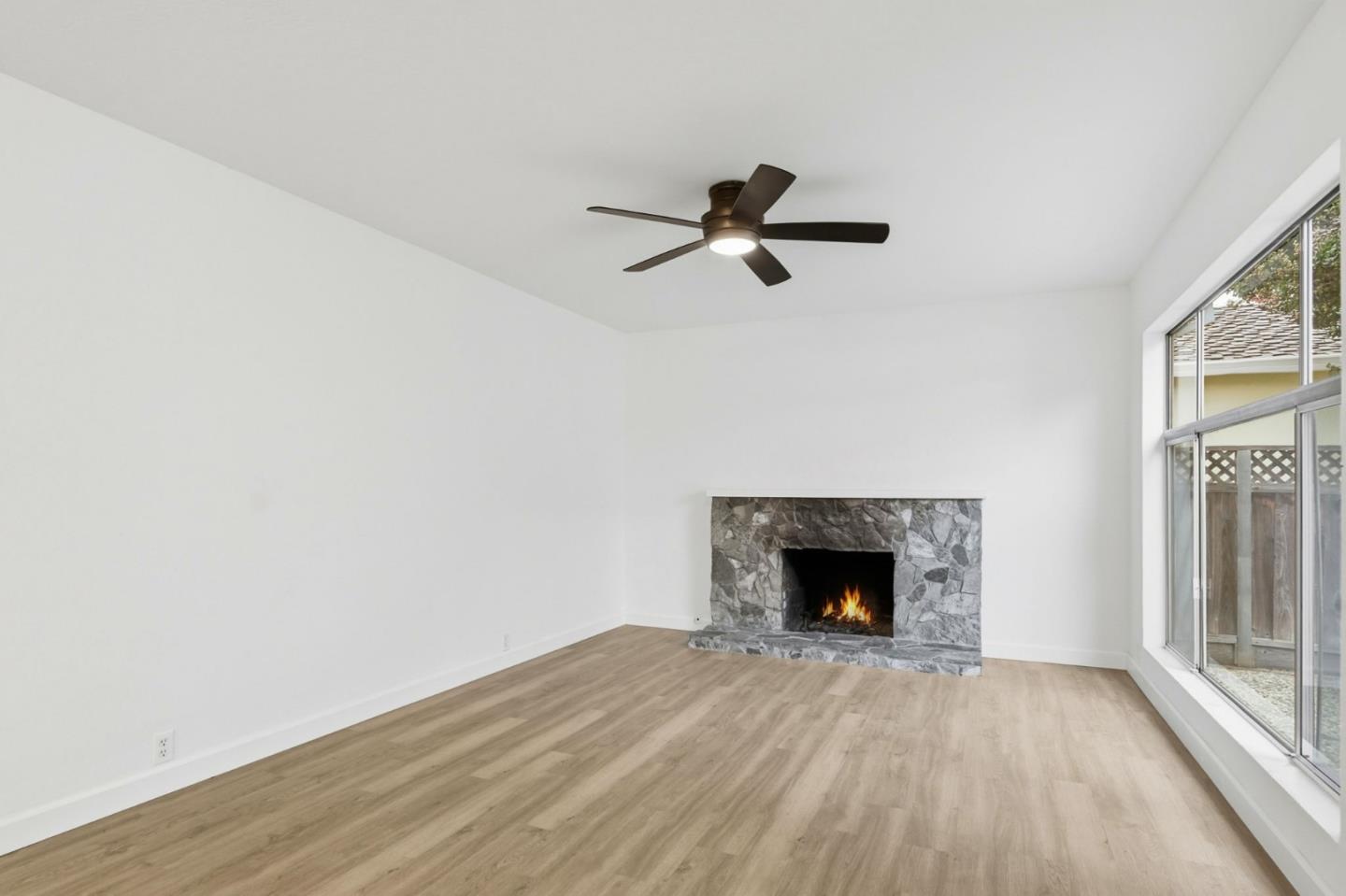 Detail Gallery Image 12 of 59 For 2222 Walnut Grove Ave, San Jose,  CA 95128 - 3 Beds | 2 Baths