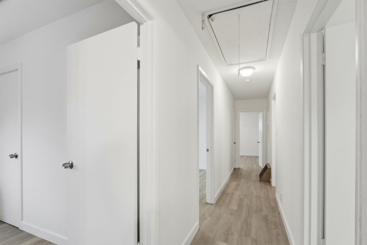 Detail Gallery Image 22 of 59 For 2222 Walnut Grove Ave, San Jose,  CA 95128 - 3 Beds | 2 Baths