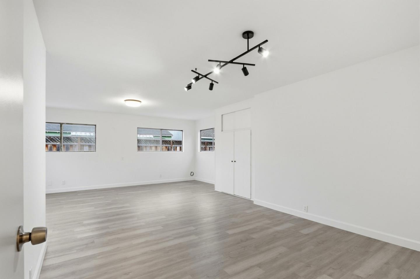 Detail Gallery Image 23 of 59 For 2222 Walnut Grove Ave, San Jose,  CA 95128 - 3 Beds | 2 Baths