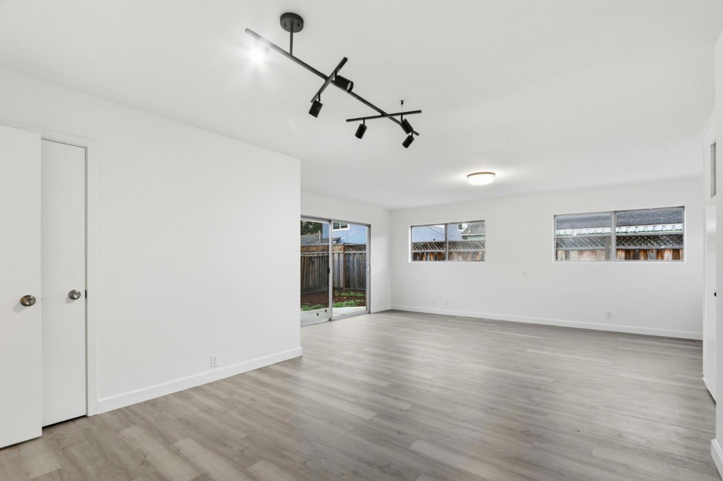 Detail Gallery Image 24 of 59 For 2222 Walnut Grove Ave, San Jose,  CA 95128 - 3 Beds | 2 Baths