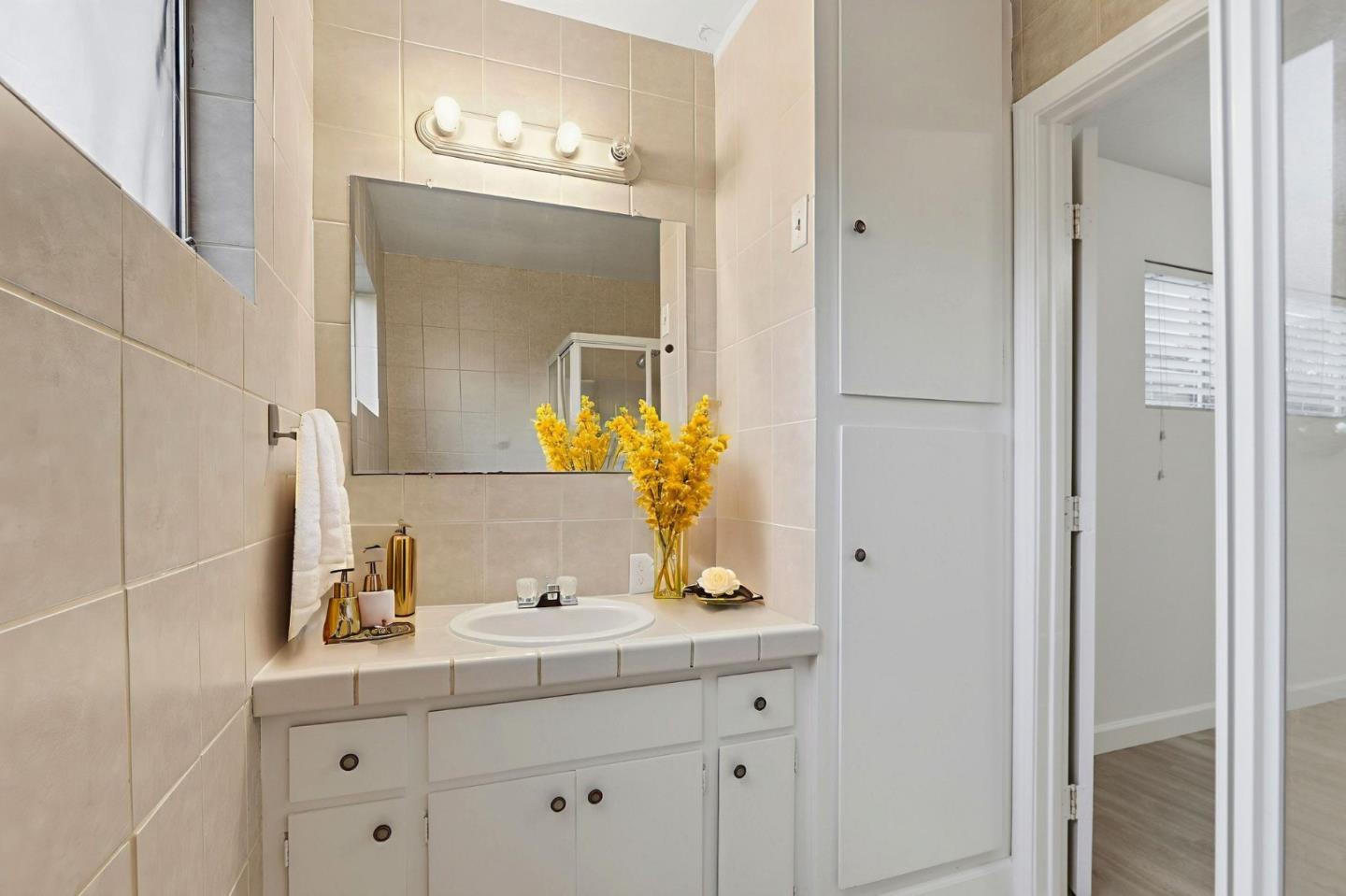 Detail Gallery Image 35 of 59 For 2222 Walnut Grove Ave, San Jose,  CA 95128 - 3 Beds | 2 Baths