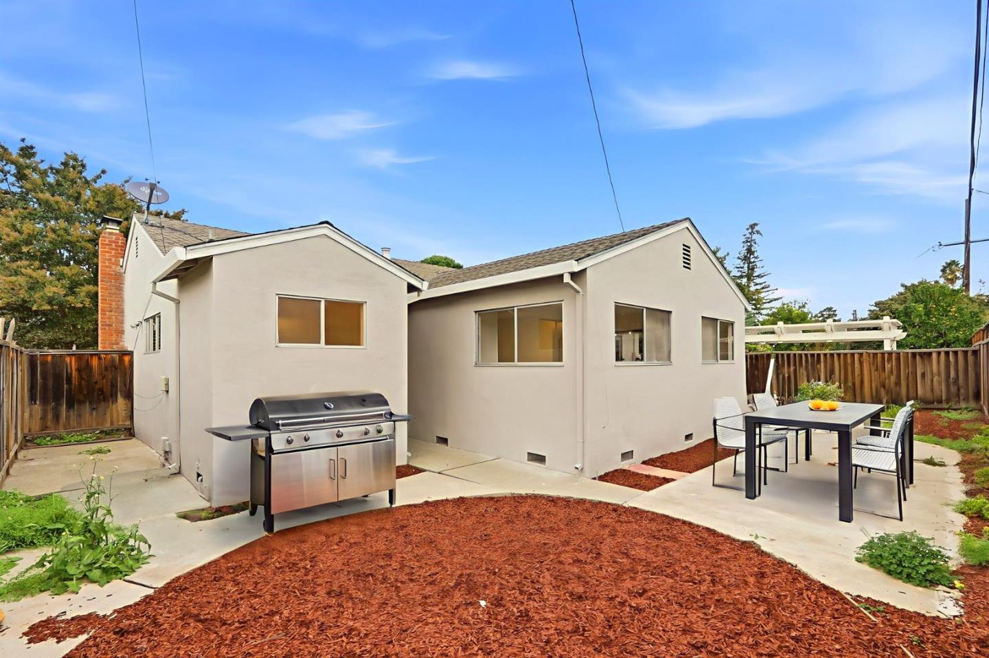 Detail Gallery Image 42 of 59 For 2222 Walnut Grove Ave, San Jose,  CA 95128 - 3 Beds | 2 Baths