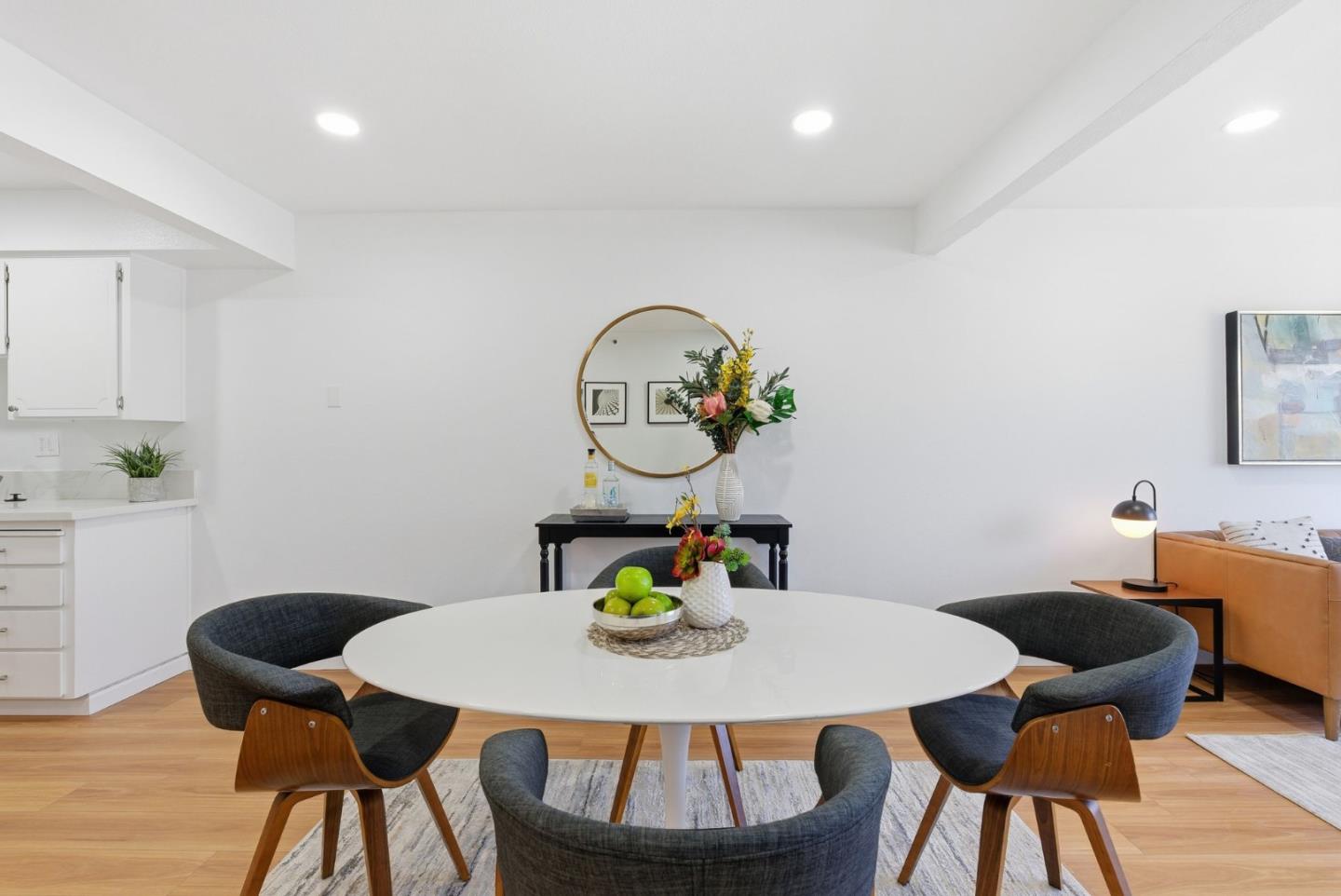 Detail Gallery Image 17 of 37 For 3878 Radburn Dr, South San Francisco,  CA 94080 - 2 Beds | 1 Baths