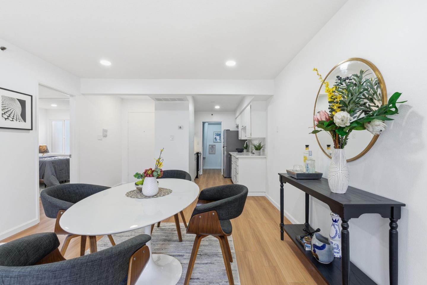 Detail Gallery Image 8 of 37 For 3878 Radburn Dr, South San Francisco,  CA 94080 - 2 Beds | 1 Baths