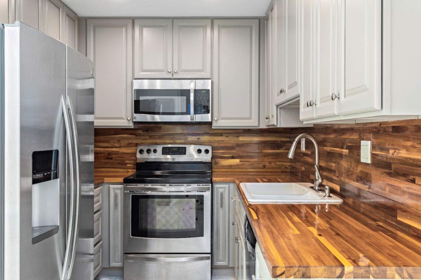 Detail Gallery Image 15 of 23 For 5510 Armitos Ave #4,  Goleta,  CA 93117 - 1 Beds | 1 Baths