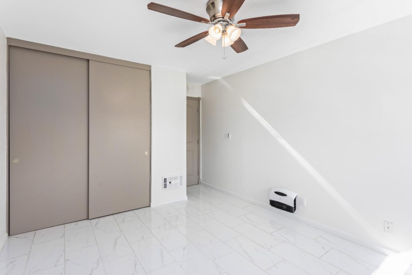 Detail Gallery Image 20 of 23 For 5510 Armitos Ave #4,  Goleta,  CA 93117 - 1 Beds | 1 Baths