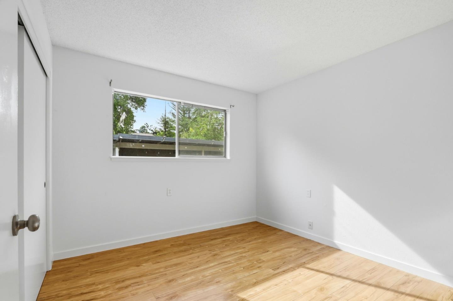 Detail Gallery Image 11 of 30 For 14225 Lora Dr #24,  Los Gatos,  CA 95032 - 2 Beds | 2 Baths