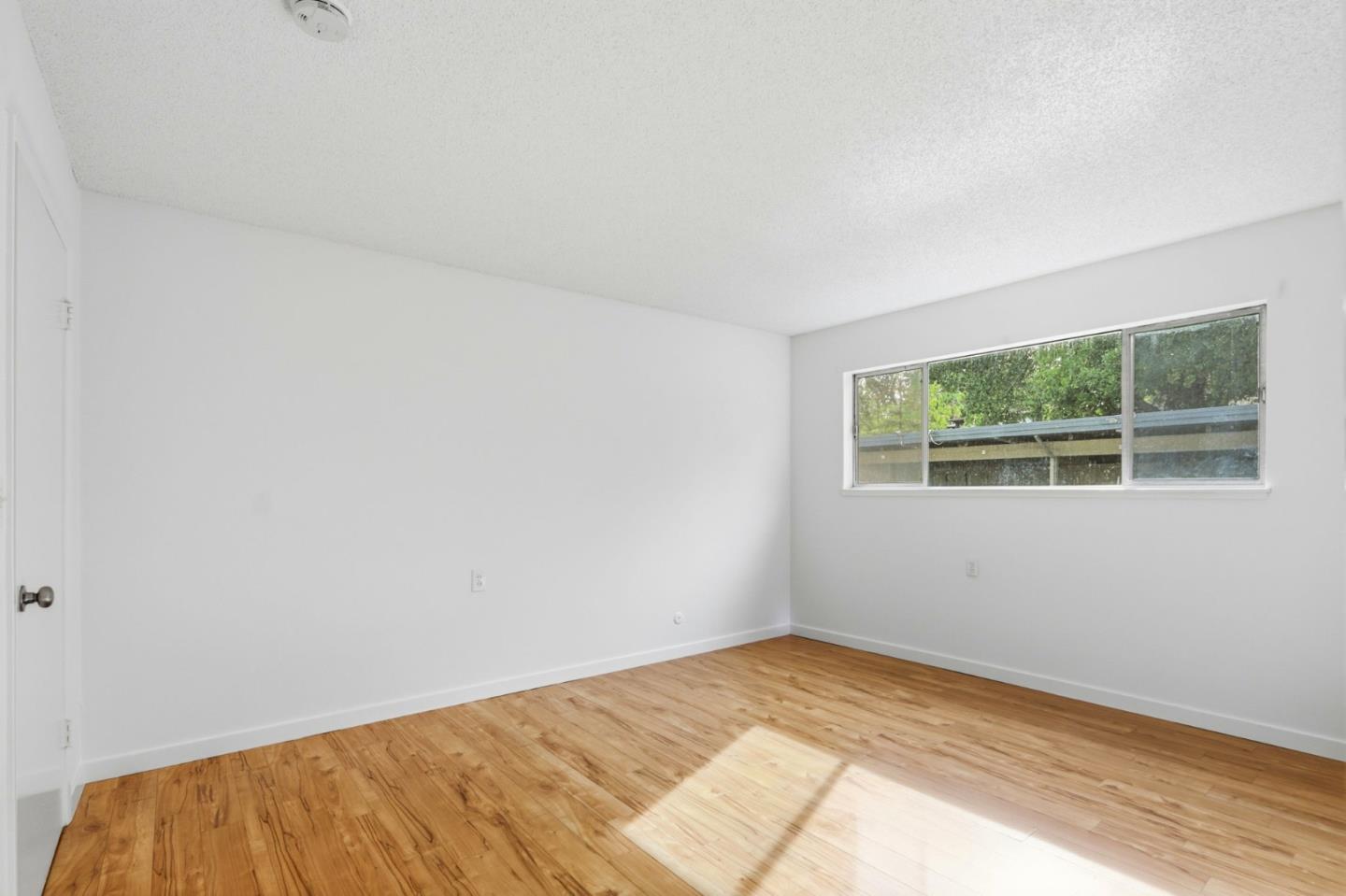 Detail Gallery Image 14 of 30 For 14225 Lora Dr #24,  Los Gatos,  CA 95032 - 2 Beds | 2 Baths