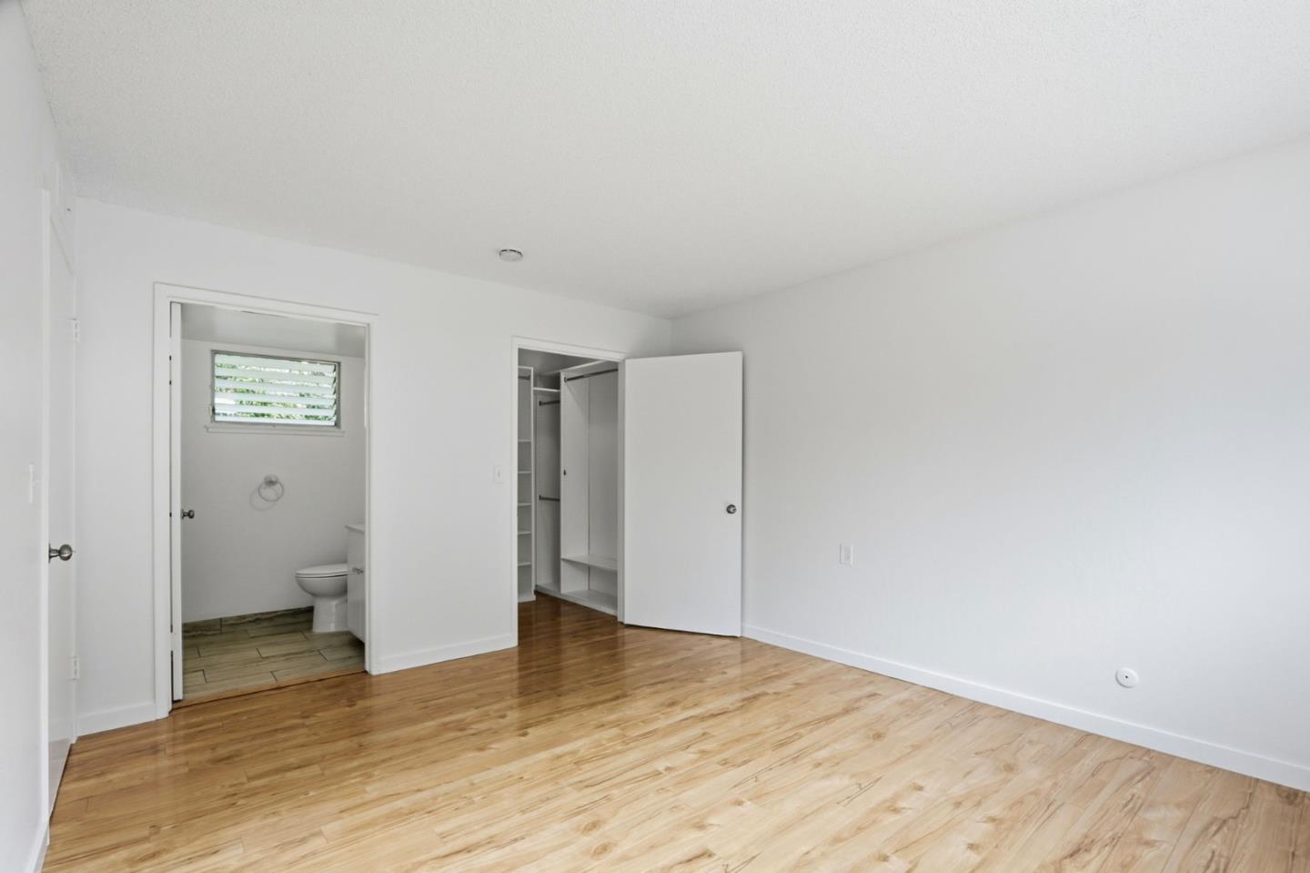 Detail Gallery Image 16 of 30 For 14225 Lora Dr #24,  Los Gatos,  CA 95032 - 2 Beds | 2 Baths