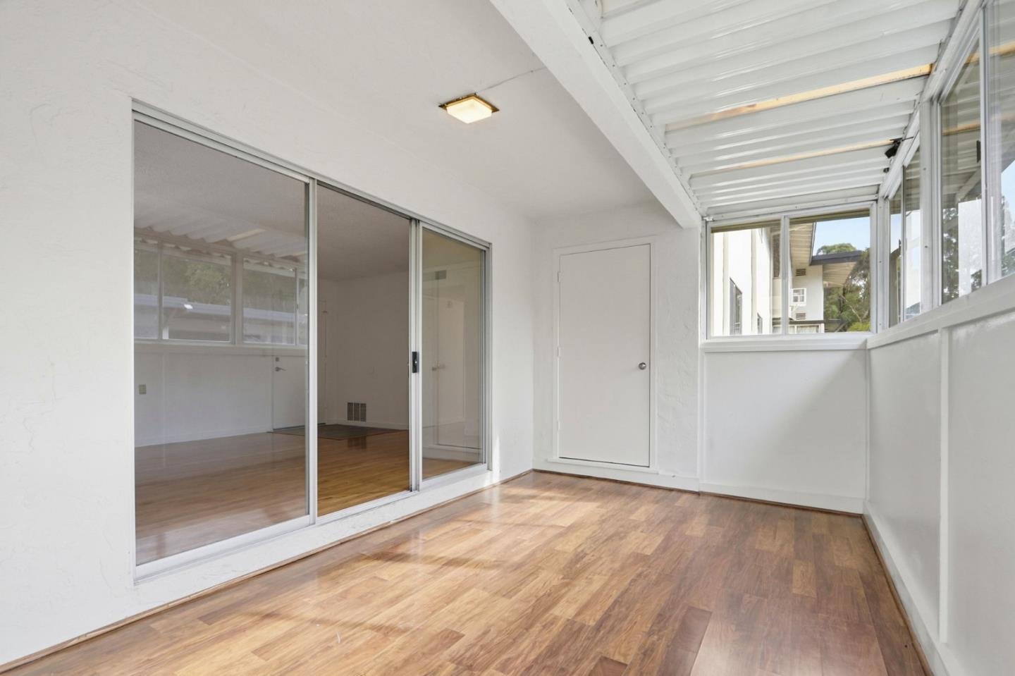 Detail Gallery Image 20 of 30 For 14225 Lora Dr #24,  Los Gatos,  CA 95032 - 2 Beds | 2 Baths