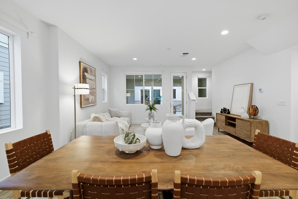 Detail Gallery Image 17 of 70 For 37598 Cape Cod Rd, Newark,  CA 94560 - 4 Beds | 3/1 Baths