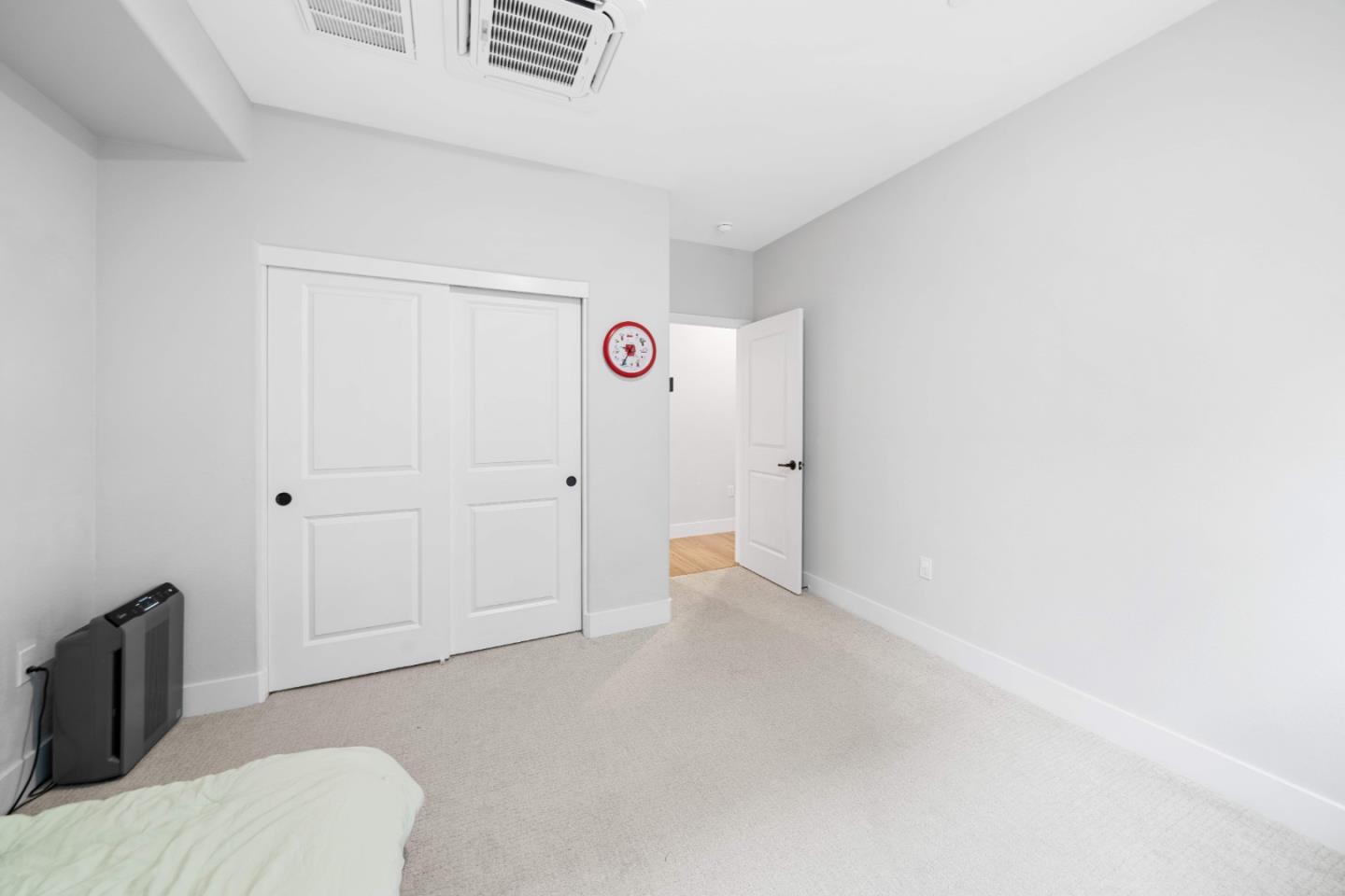 Detail Gallery Image 25 of 41 For 581 Yale Way, San Jose,  CA 95117 - 3 Beds | 2/1 Baths