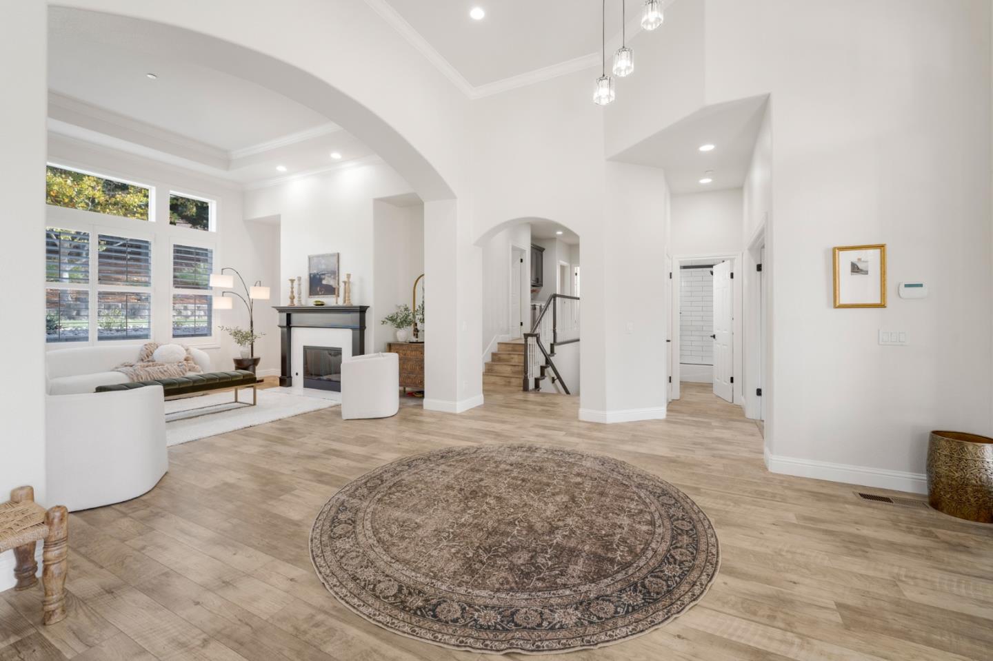 Detail Gallery Image 15 of 53 For 2360 Sunflower Cir, Gilroy,  CA 95020 - 4 Beds | 3 Baths