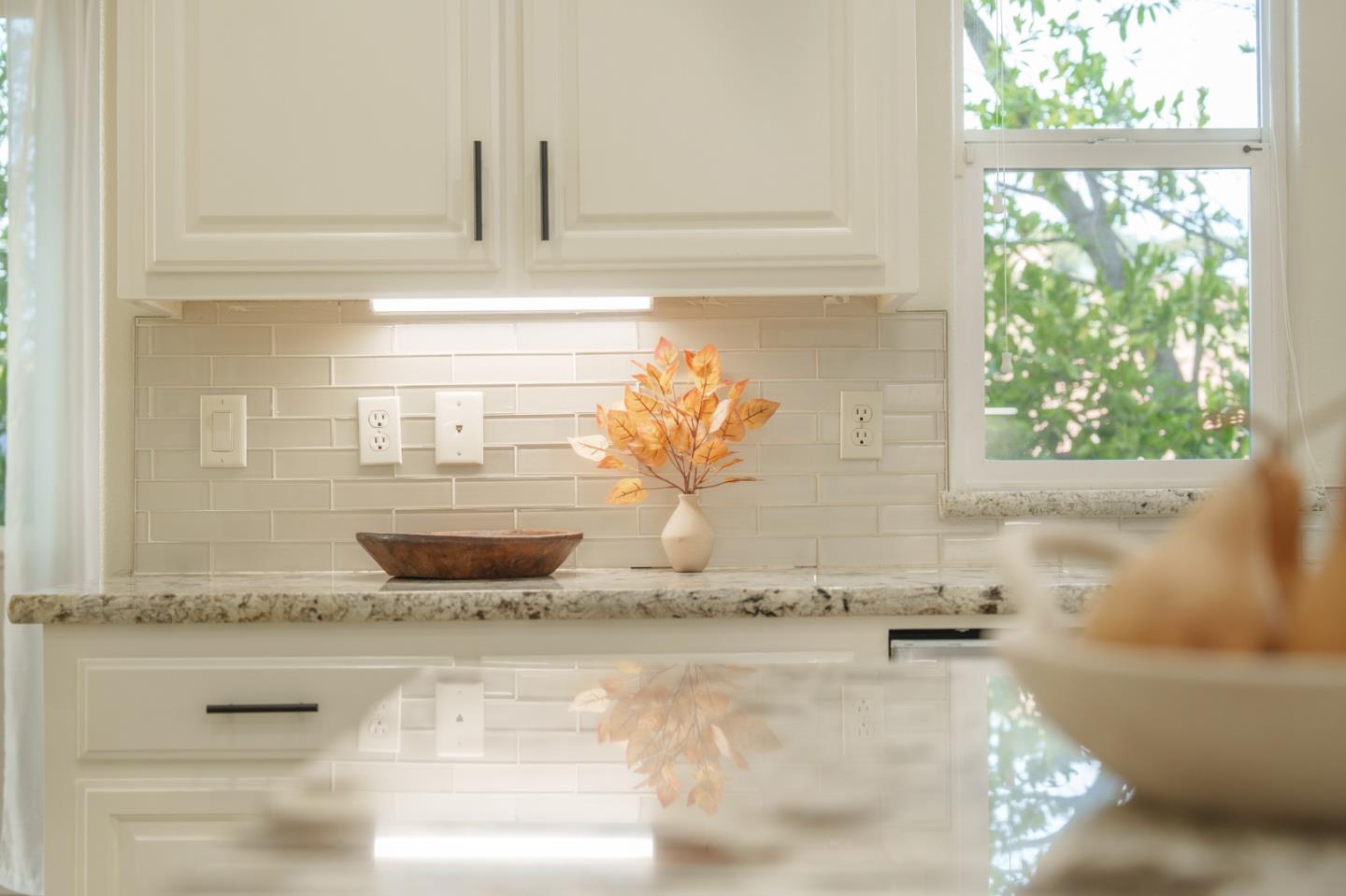 Detail Gallery Image 18 of 53 For 2360 Sunflower Cir, Gilroy,  CA 95020 - 4 Beds | 3 Baths