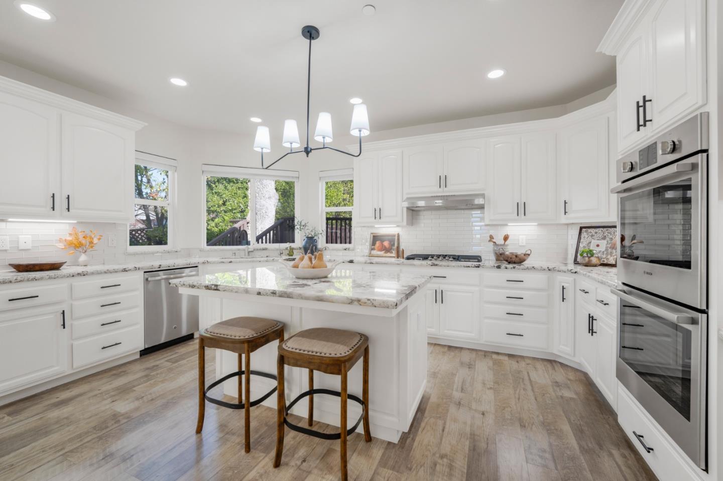 Detail Gallery Image 20 of 53 For 2360 Sunflower Cir, Gilroy,  CA 95020 - 4 Beds | 3 Baths