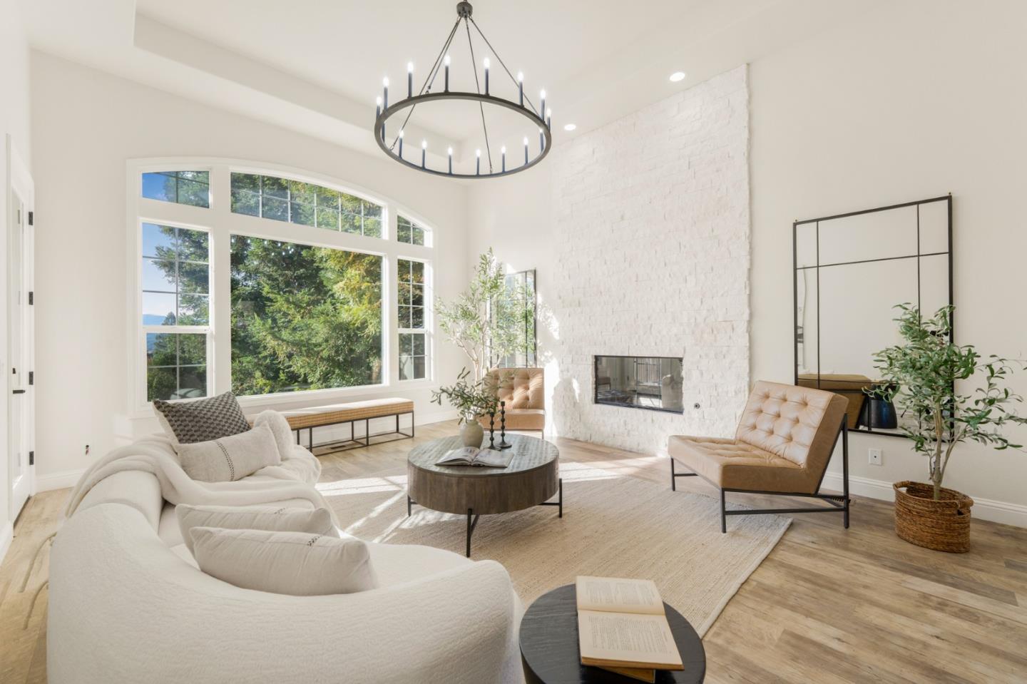 Detail Gallery Image 25 of 53 For 2360 Sunflower Cir, Gilroy,  CA 95020 - 4 Beds | 3 Baths