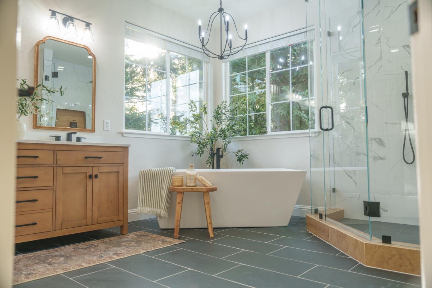 Detail Gallery Image 42 of 53 For 2360 Sunflower Cir, Gilroy,  CA 95020 - 4 Beds | 3 Baths