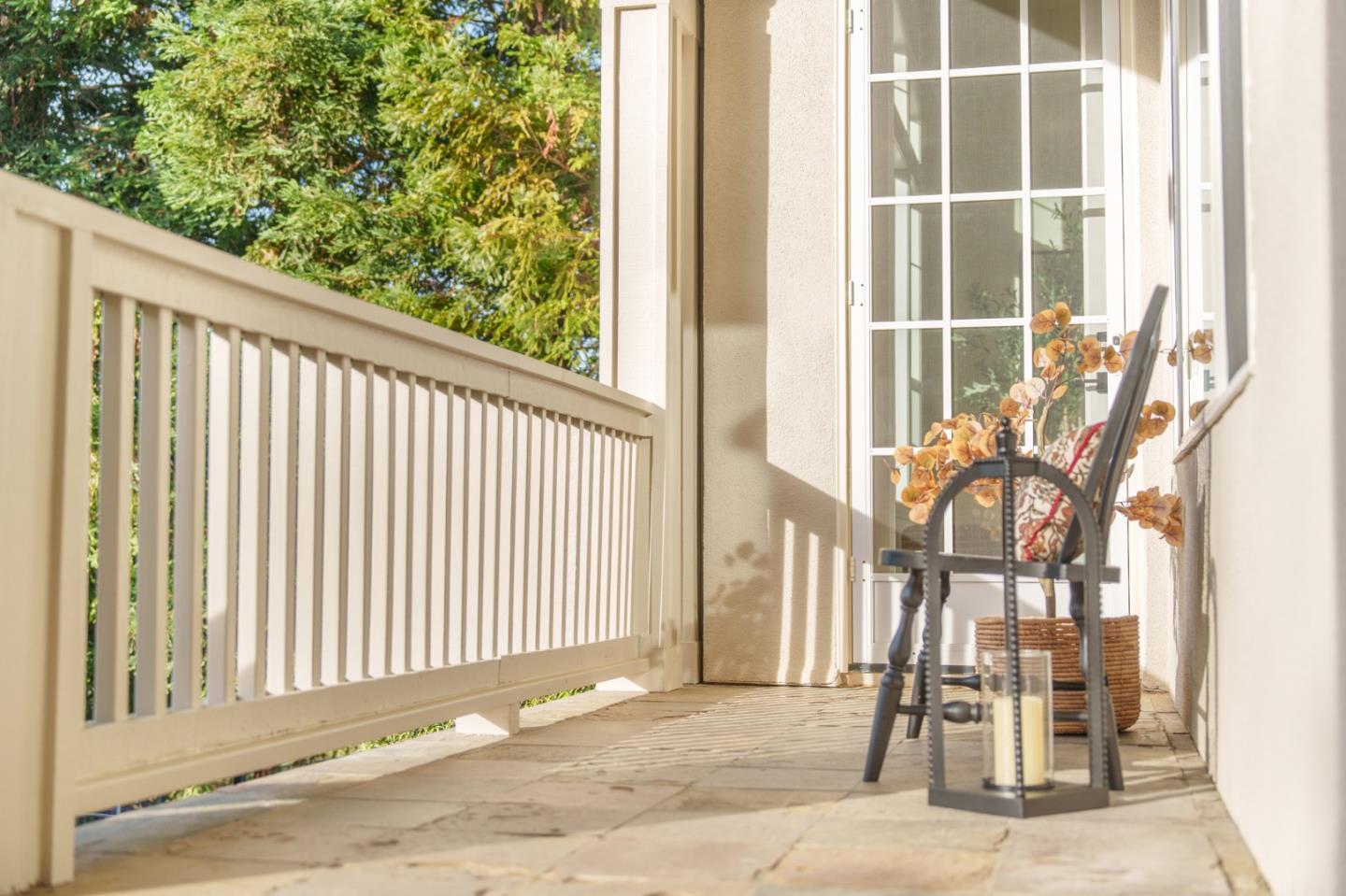 Detail Gallery Image 6 of 53 For 2360 Sunflower Cir, Gilroy,  CA 95020 - 4 Beds | 3 Baths