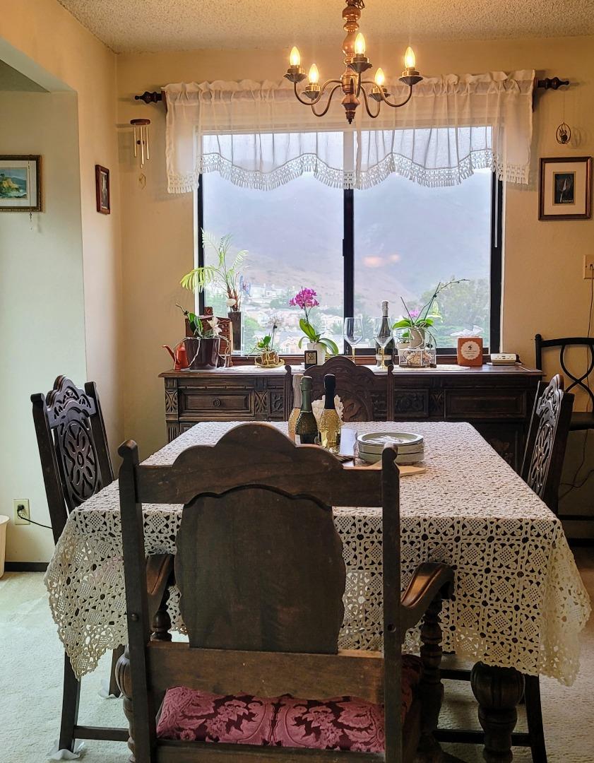 Detail Gallery Image 5 of 26 For 947 Ridgeview Ct #C,  South San Francisco,  CA 94080 - 2 Beds | 1 Baths