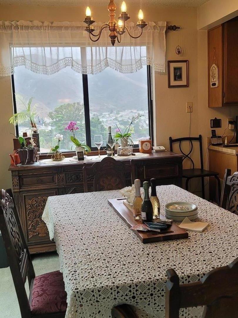 Detail Gallery Image 7 of 26 For 947 Ridgeview Ct #C,  South San Francisco,  CA 94080 - 2 Beds | 1 Baths