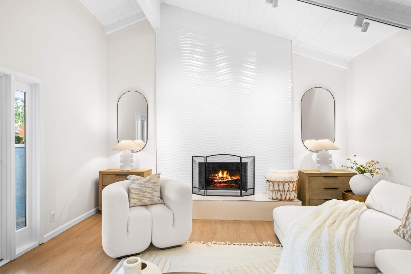 Detail Gallery Image 10 of 51 For 20742 Saint Joan Ct, Saratoga,  CA 95070 - 4 Beds | 2 Baths