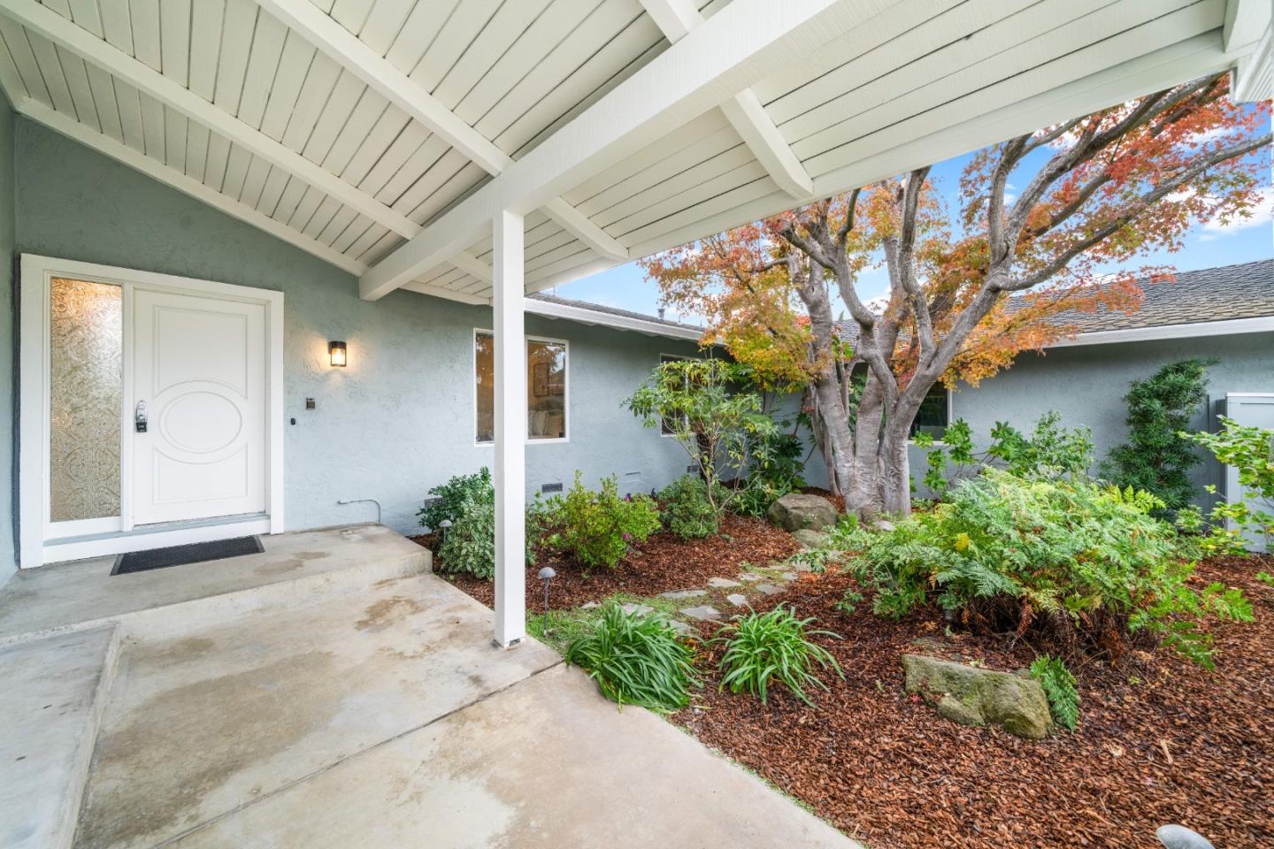 Detail Gallery Image 6 of 51 For 20742 Saint Joan Ct, Saratoga,  CA 95070 - 4 Beds | 2 Baths