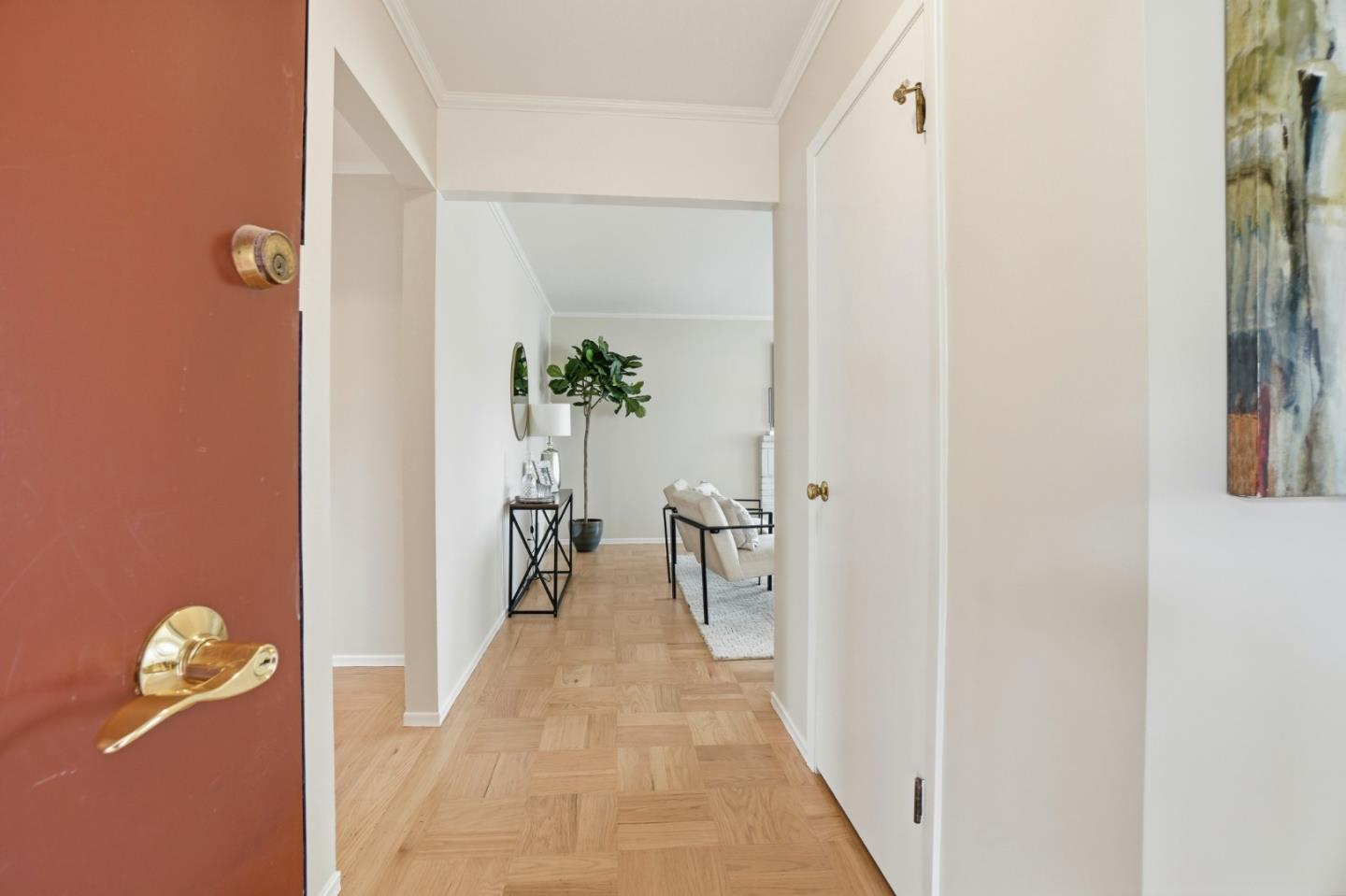 Detail Gallery Image 3 of 46 For 33 Lilac Ln, South San Francisco,  CA 94080 - 4 Beds | 2 Baths