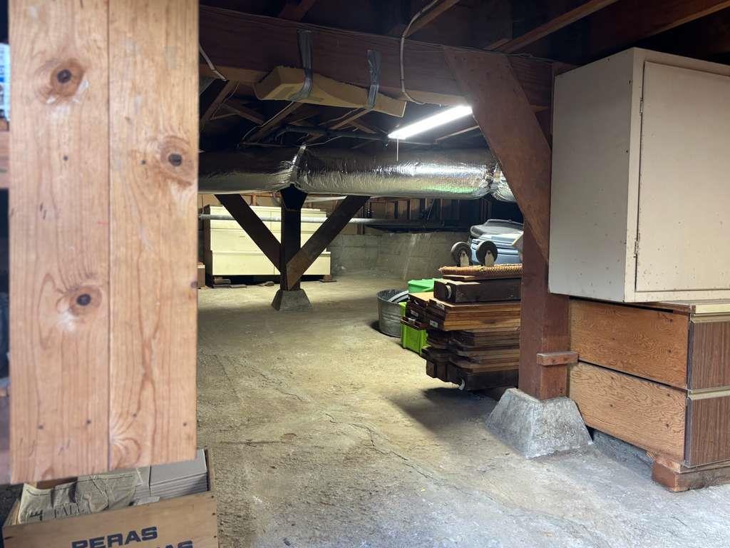 Detail Gallery Image 41 of 46 For 33 Lilac Ln, South San Francisco,  CA 94080 - 4 Beds | 2 Baths