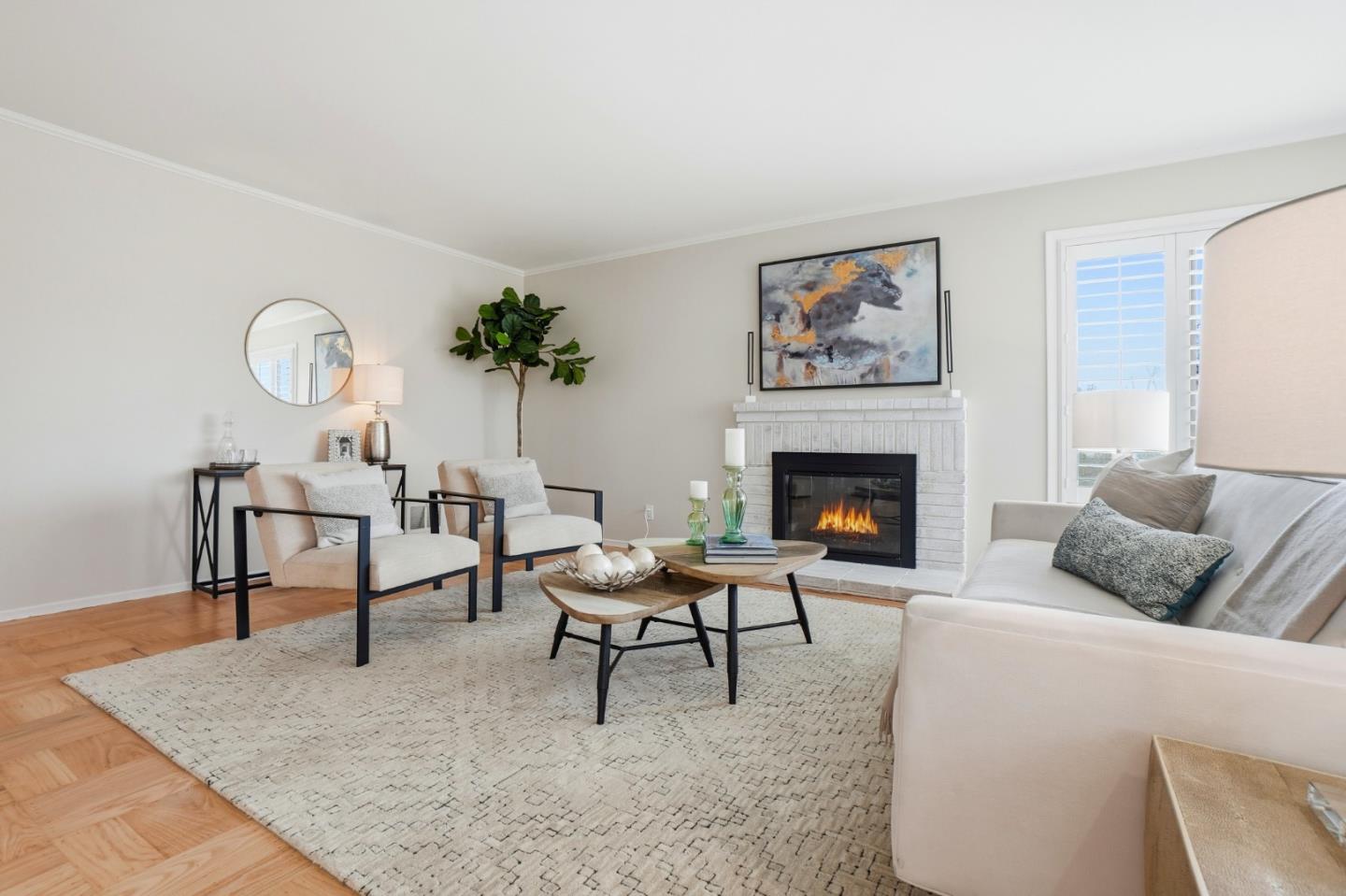 Detail Gallery Image 5 of 46 For 33 Lilac Ln, South San Francisco,  CA 94080 - 4 Beds | 2 Baths