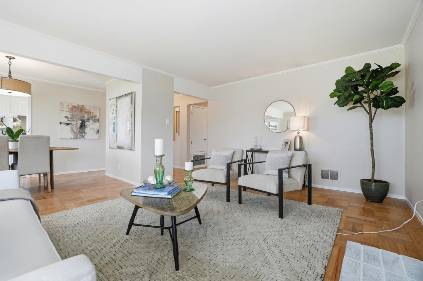 Detail Gallery Image 6 of 46 For 33 Lilac Ln, South San Francisco,  CA 94080 - 4 Beds | 2 Baths