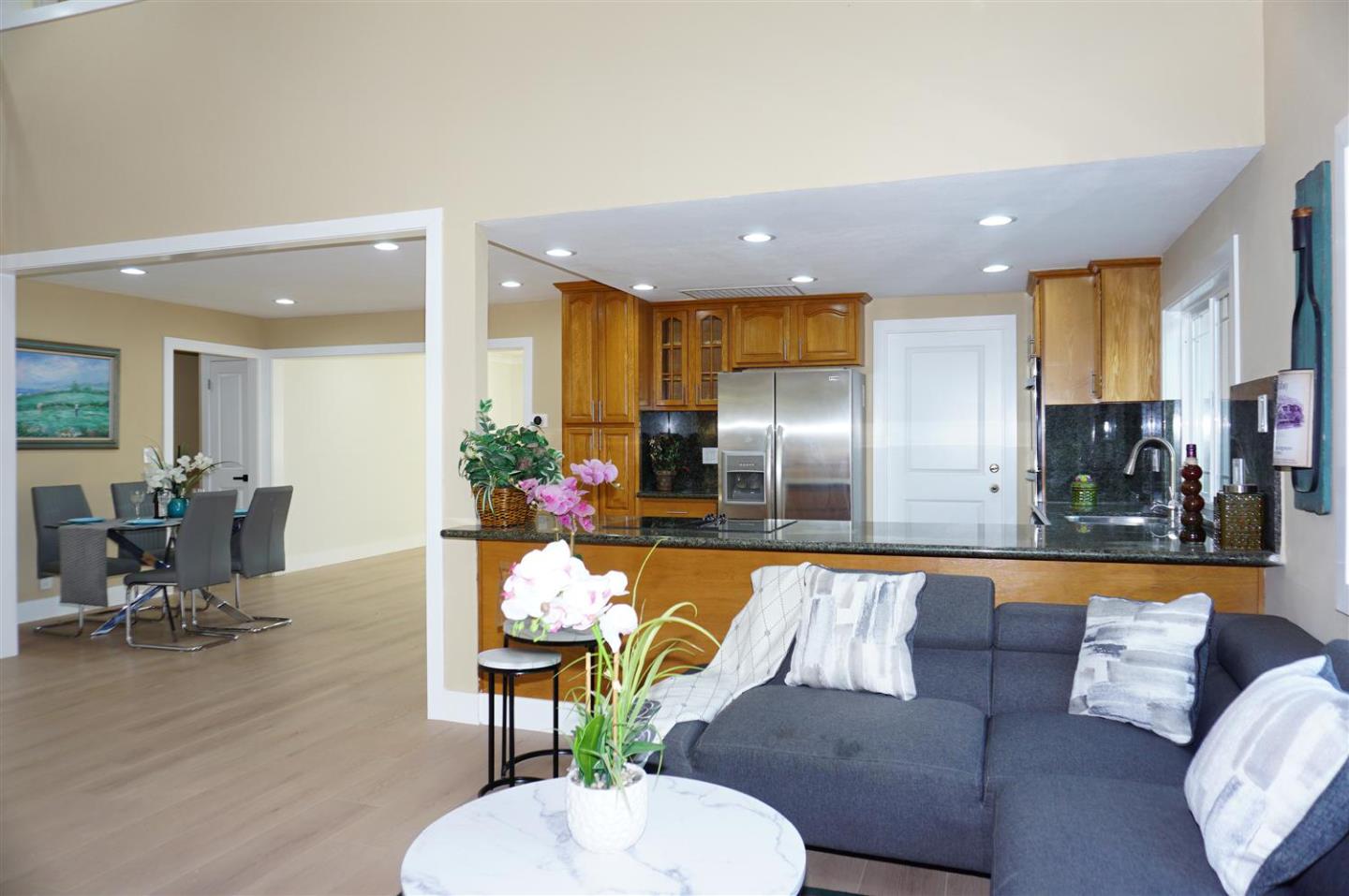 Detail Gallery Image 14 of 33 For 4146 Moonflower Ct, San Jose,  CA 95135 - 4 Beds | 2 Baths