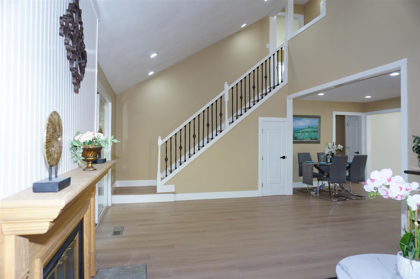 Detail Gallery Image 17 of 33 For 4146 Moonflower Ct, San Jose,  CA 95135 - 4 Beds | 2 Baths