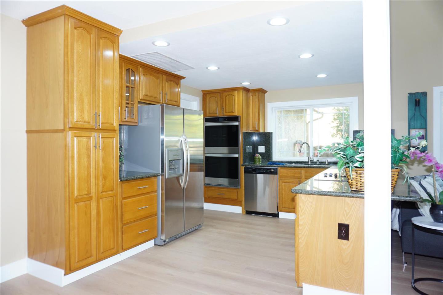 Detail Gallery Image 19 of 33 For 4146 Moonflower Ct, San Jose,  CA 95135 - 4 Beds | 2 Baths