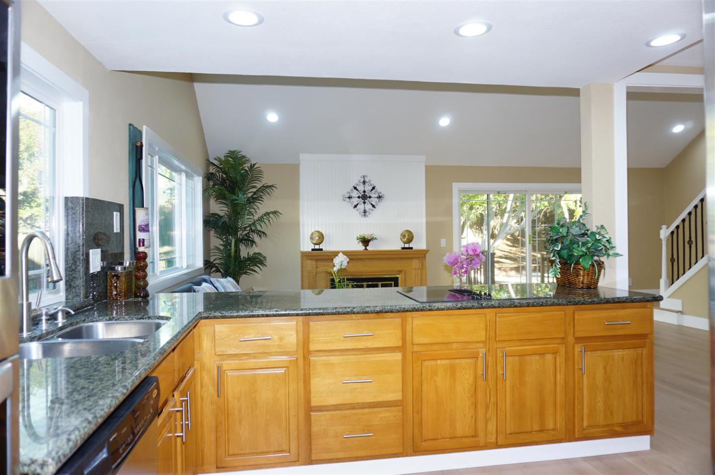 Detail Gallery Image 20 of 33 For 4146 Moonflower Ct, San Jose,  CA 95135 - 4 Beds | 2 Baths