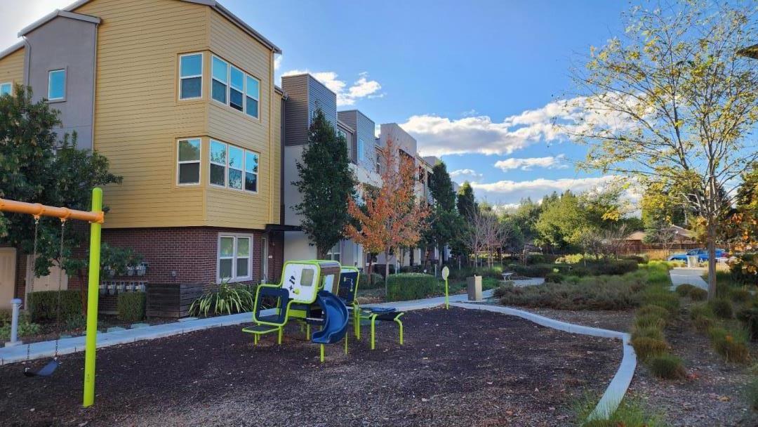 Detail Gallery Image 26 of 27 For 1967 Nevets Ln, San Jose,  CA 95133 - 3 Beds | 3 Baths