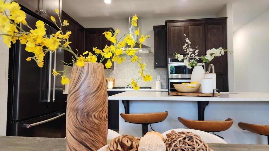 Detail Gallery Image 8 of 27 For 1967 Nevets Ln, San Jose,  CA 95133 - 3 Beds | 3 Baths