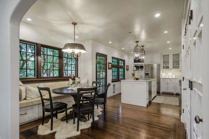 Detail Gallery Image 12 of 35 For 236 Amherst Ave, San Mateo,  CA 94402 - 5 Beds | 3 Baths