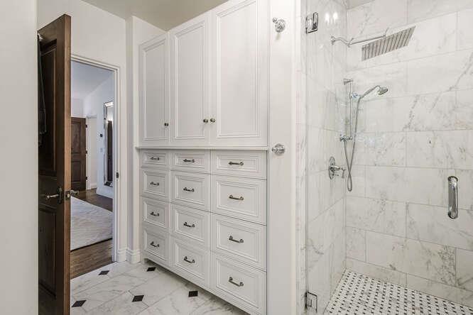 Detail Gallery Image 16 of 35 For 236 Amherst Ave, San Mateo,  CA 94402 - 5 Beds | 3 Baths